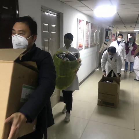 爱心接力守护白衣天使--唐山市邮政管理局为我院提供免费寄递服务