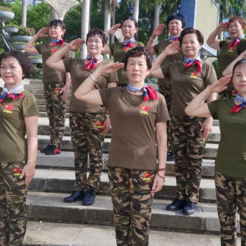 迎“八一”建军节，向中国人民解放军致敬！2021年7月28日