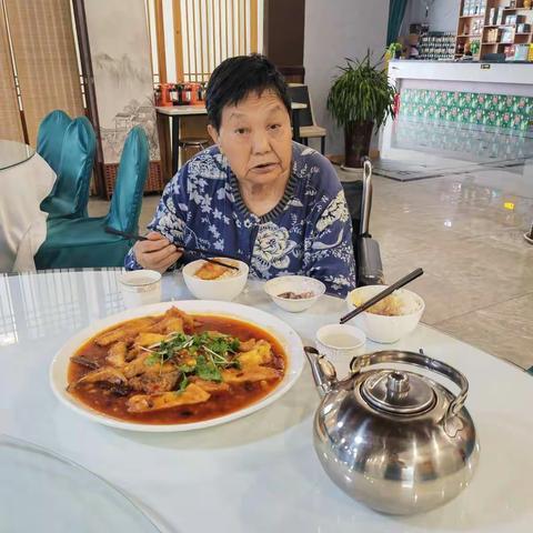 我和妈妈是好朋友20220727