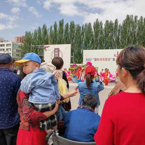 祝贺靖边县旅游节圆满成功：给我们陪伴妈妈的机会