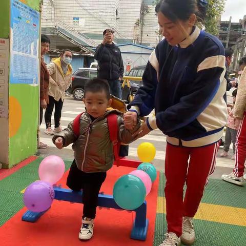 菁菁礼仪幼儿园香蕉班学期快乐成长