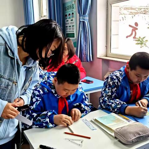 雨润桃乡校园－－王家寨小学喜迎教研室视导