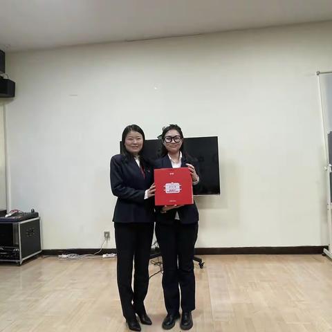 【沈河支行运行管理部组织开展新员工点钞技能比赛】