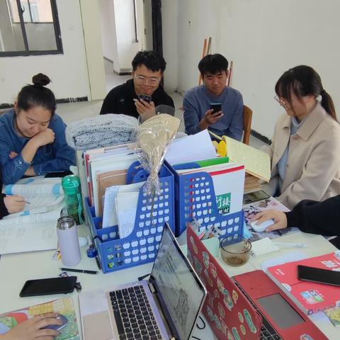 深耕细研一路行 芬芳遍地教研花——开封未来职业技术学校语文组教研