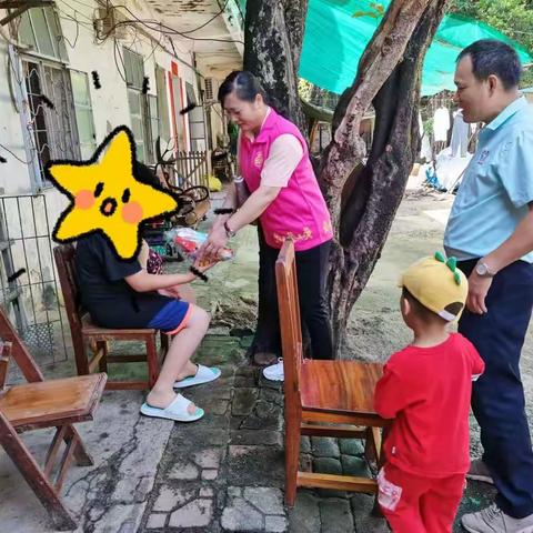 坚持关爱儿童，共塑民族未来——保亭城南社区开展“六一”关爱困境儿童活动