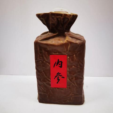 酒瓶造型艺术鉴赏