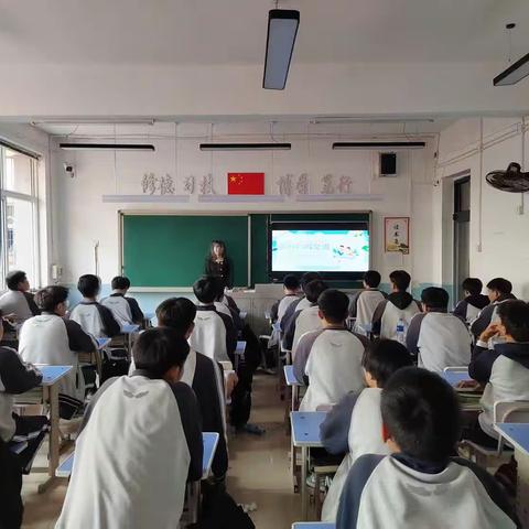 书香润心灵 读书伴成长——22智能楼宇班