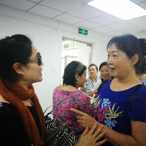 合唱队声乐教学示范