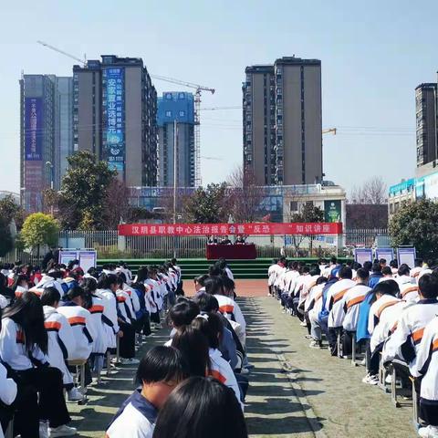丹凤公安：资峪派出所法制讲座进校园 普法教育促平安
