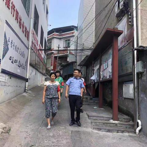 新田垅社区中秋节值班巡查