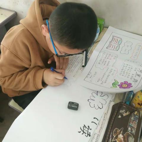 最美书香少年 柳泉中心小学六年级孙宇轩