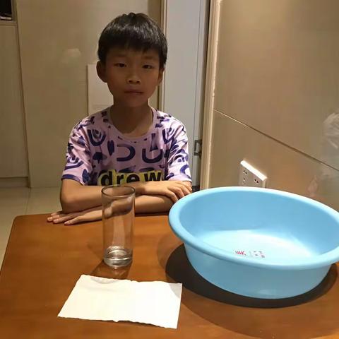 科学小实验——《不湿的纸巾》
