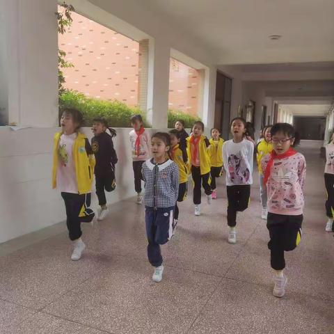 三湘培训学校天心实验小学课后服务健美操三年级