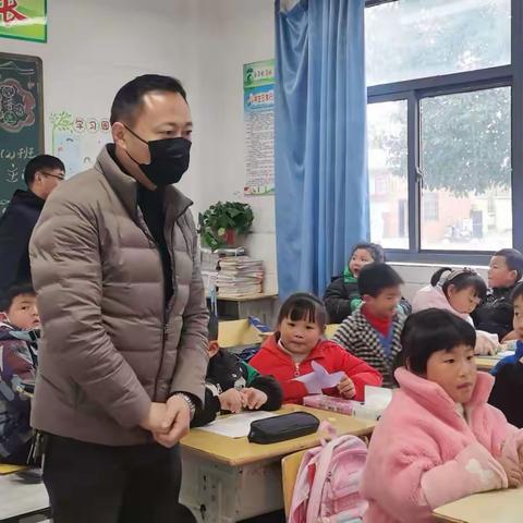 课后服务暖人心，巡课督导促提升——岗集中心校领导莅临岗集二小检查指导课后服务工作