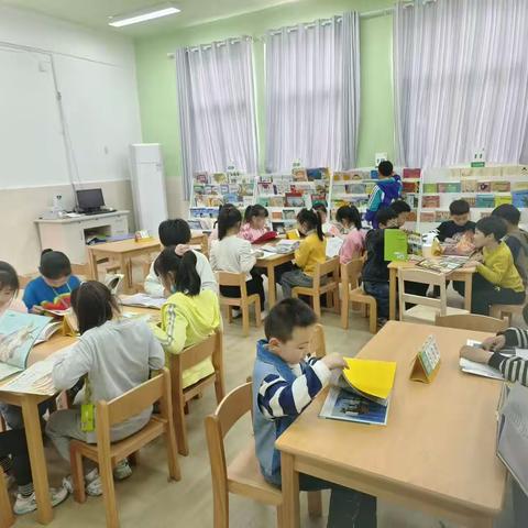 阅读四月，“悦”度童年