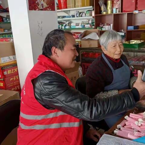 与诈骗犯罪分子博弈的制胜法宝就是充分得到群众的信任和认可