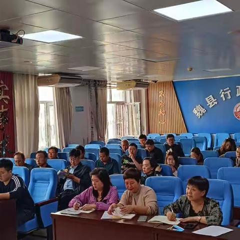 县行政审批局召开乡村两级政务服务事项推进会