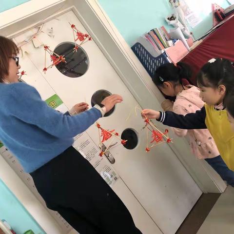 “ 红红火火年味浓  低碳环保迎新年”---长阳第二幼儿园元旦家长开放活动