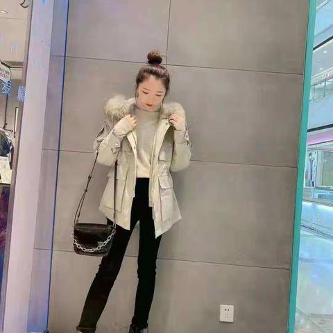 好消息🎉🎉🎉本周六日26-27号东光信誉楼4楼“电梯口“返季商品展销会开始啦！！！