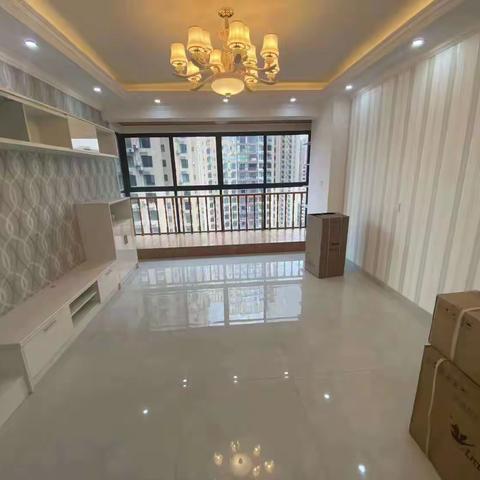 🔥🔥⭐优质爆款！69.8万金色春天全新20万基装4/2/2！出门东坡万达！中间楼层老证！☎65024