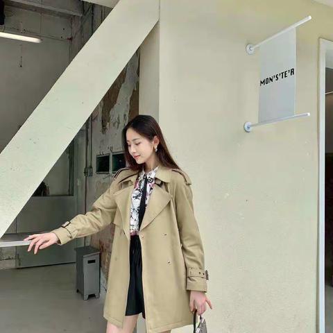 东祥商厦四楼香影品牌女装秋装上新