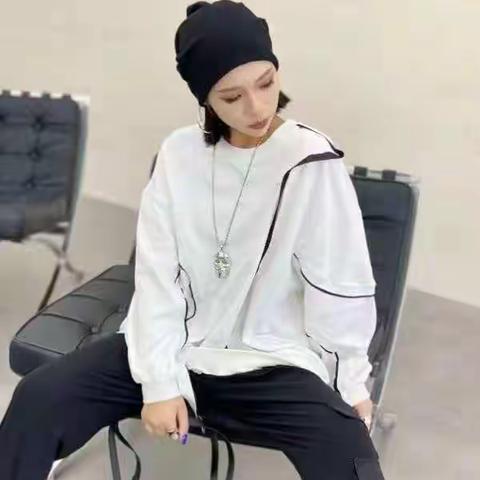 东祥商厦四楼女装YP3N品牌入驻西北角