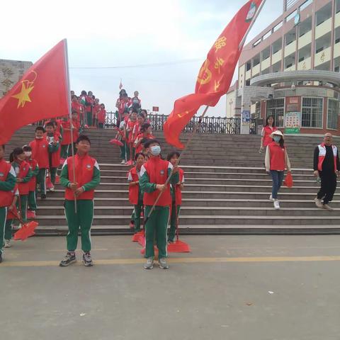 【乡村“复兴少年宫”】侯公渡中心小学丨学习雷锋敬老院志愿服务