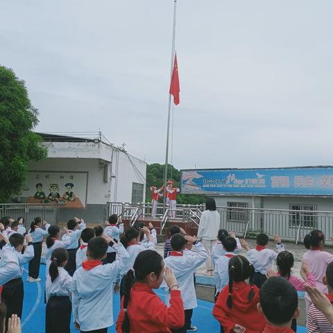 童心飞扬，快乐成长——右江区汪甸民族中心小学第八周工作锦集