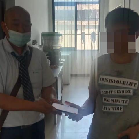 乘客遗失手机，公交人完璧归赵