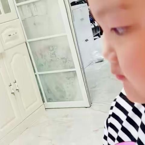 《怎样用暗示法引导不听话的孩子》科区实验小学东校区三年三班