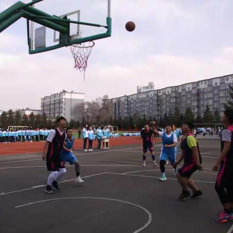敦化市第五中学2018年“校长杯”球类联赛暨“校园体育活动月”拉开帷幕