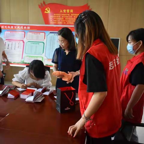 “参与志愿服务 共建温暖社区” 网格党小组活动第二节暨庆祝中国共产党成立99周年活动