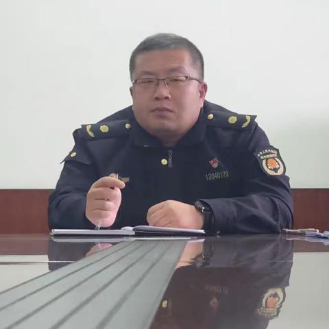 公用事业执法大队组织召开周例会