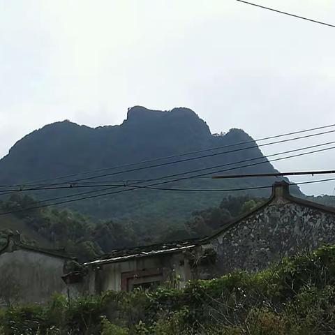 富有原生态，田园之风光一一上护嶂顶