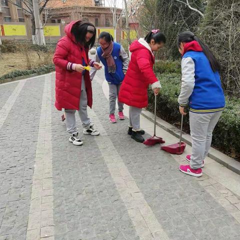 济南泉景中学小学部 五（1）中队 雏鹰假日小队活动