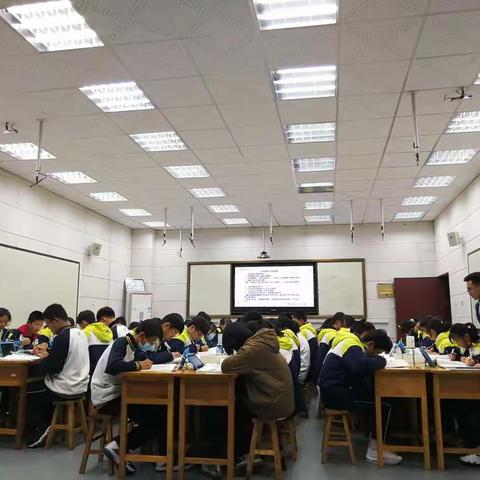 初雪降临，激情满满——化学组校级公开课