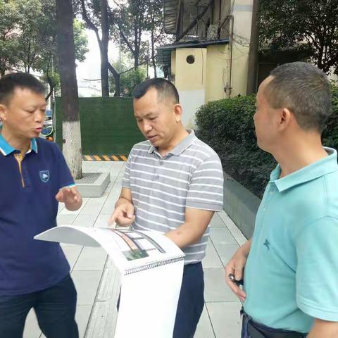 区治理办实地查看王家塘街整治情况