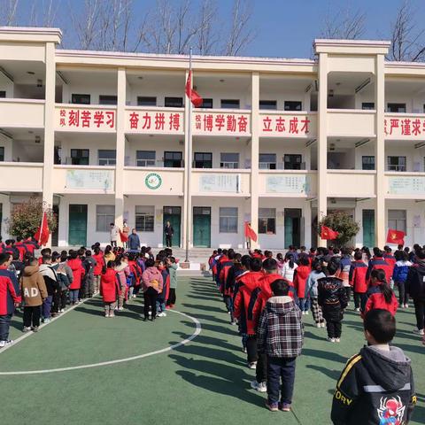 学习雷锋精神，从身边的小事做起！横山区第五小学二年级六班