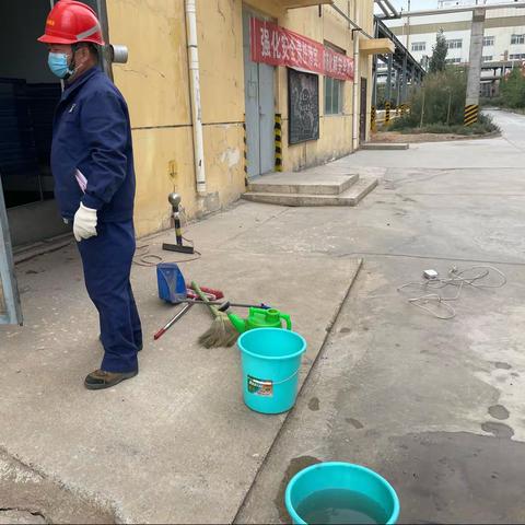 绽放检修风采