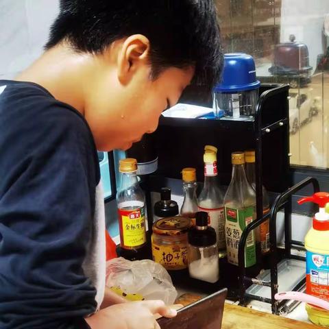 胡铠睿之男神成长记（厨房篇第1记）