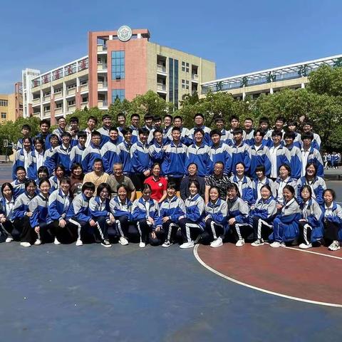 实验中学九年级11班孩子们成长记