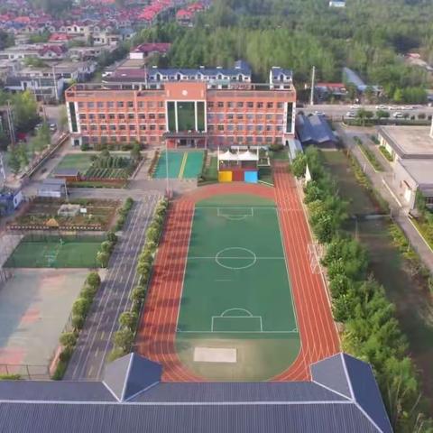 学思励新，青松致远——新村小学举行各学区教导主任优质课评比活动