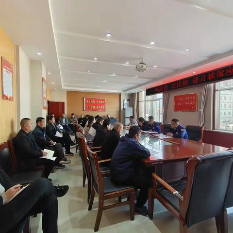 党员先锋冲在先 立足岗位作贡献——陇县消防救援大队到社区开展服务群众活动