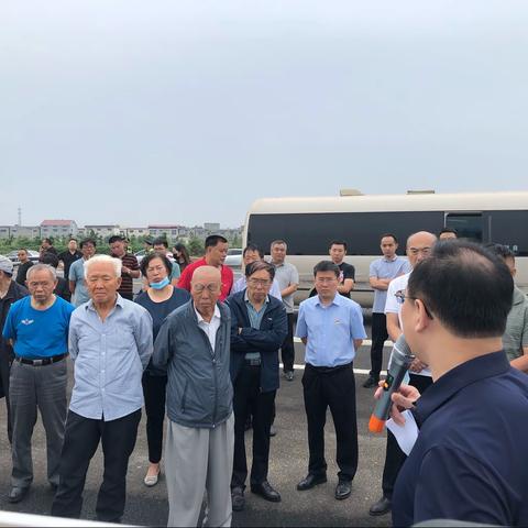 新乡县举办老干部参观考察活动暨工作通报会