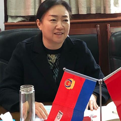 新乡县委县政府召开向老干部通报工作情况会议