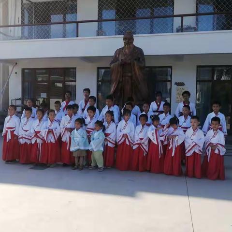 大美学养文化中心公益读书会招生活动