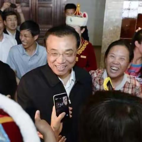 1982年，李克强写了一张硬笔字