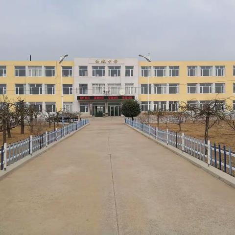 上级领导督查强化责任担当                白中筑牢防控疫情红色堤坝