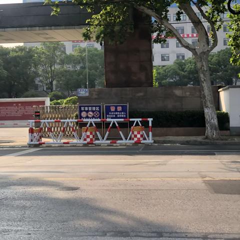 五A境区疫情当下门可箩雀。