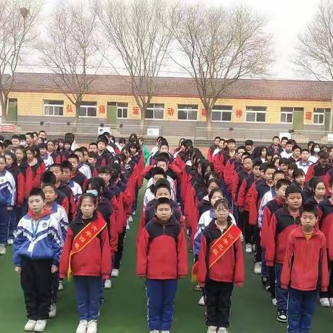 “打起精气神，鼓劲加压干” 一一 平泉市小寺沟镇中心小学六年级师生动员大会